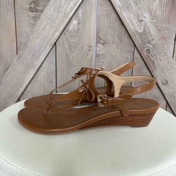 MK Thong sandal with bow - Picture 4 of 8